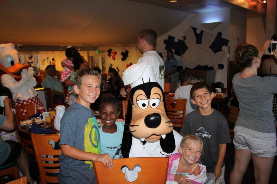 Enjoying a character breakfast at Disneyworld with Goofy